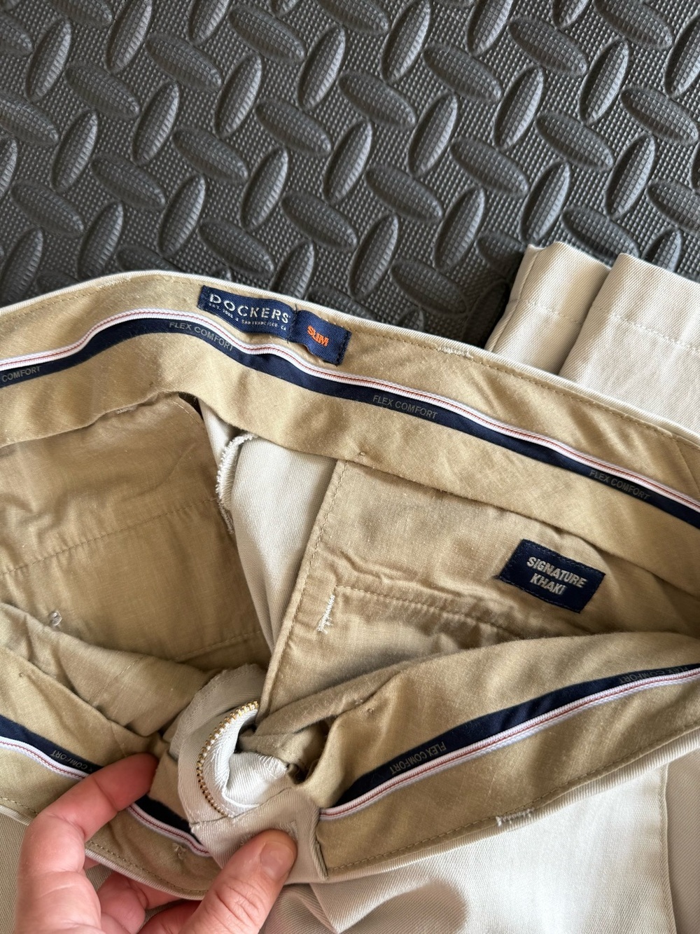 Dockers Men's Light Beige Chinos - Picture 2 of 3